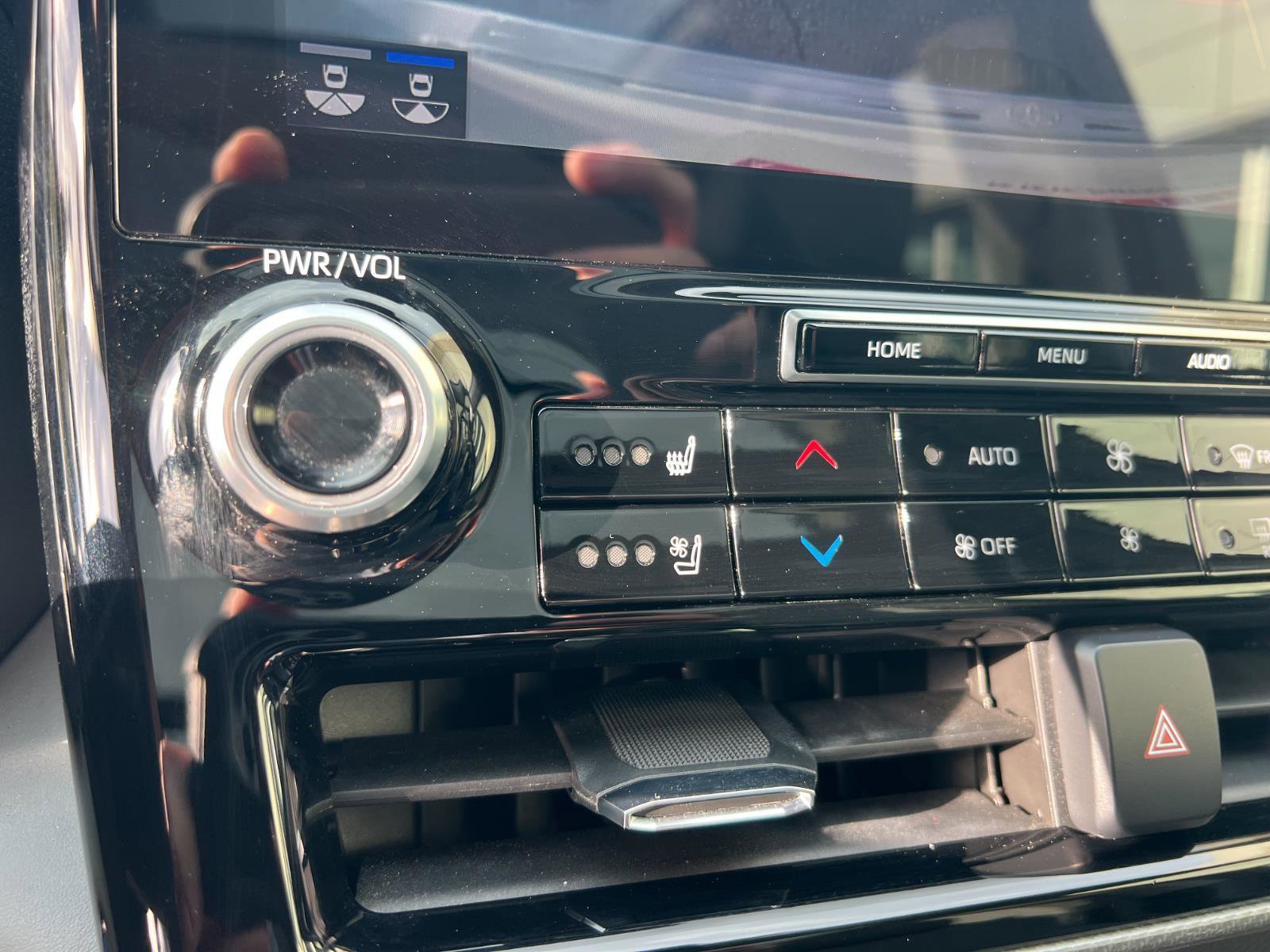 Used 2022 Toyota Highlander Platinum image 30