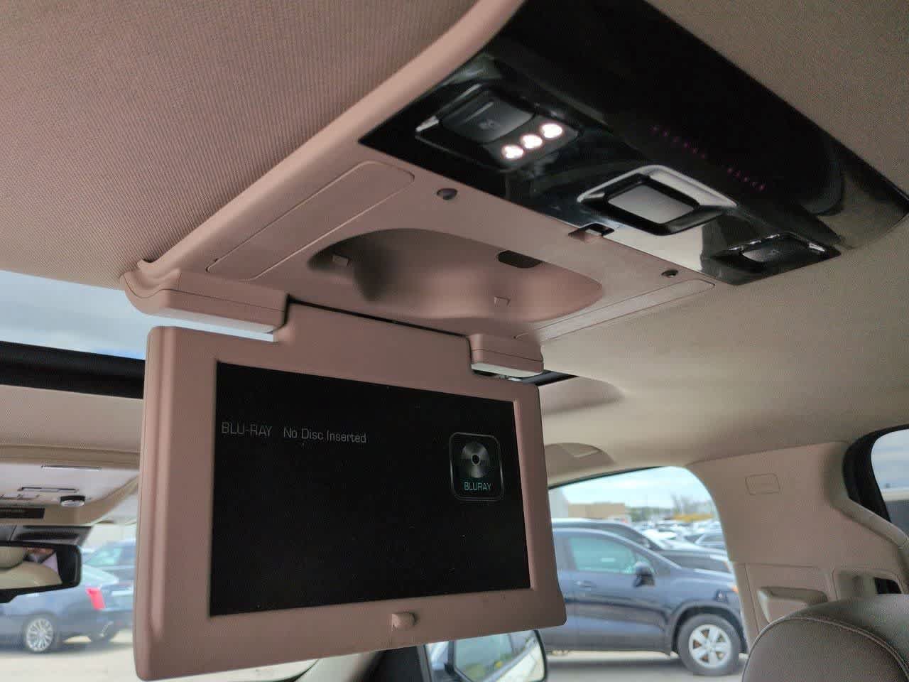 Used 2015 Chevrolet Suburban LTZ AWD/4WD image 37