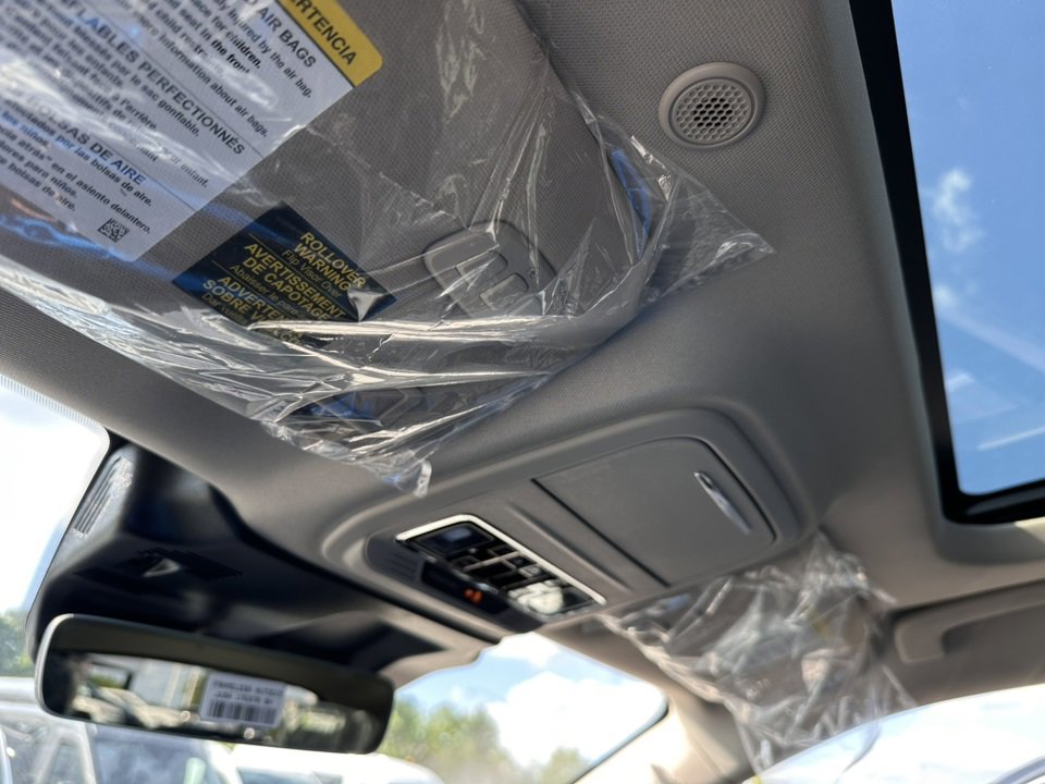 New 2025 Lincoln Corsair Reserve w/ Jet Appearance Package image 31