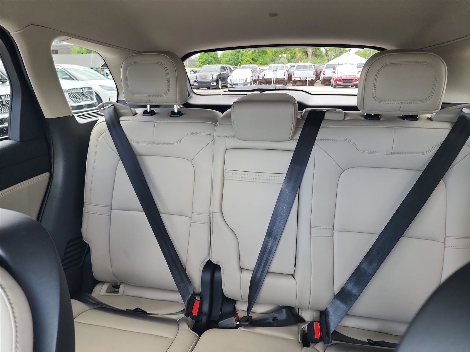 New 2026 Lincoln Corsair Premiere image 19