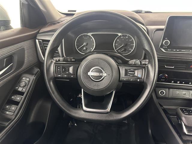 Used 2023 Nissan Rogue SV AWD/4WD image 24