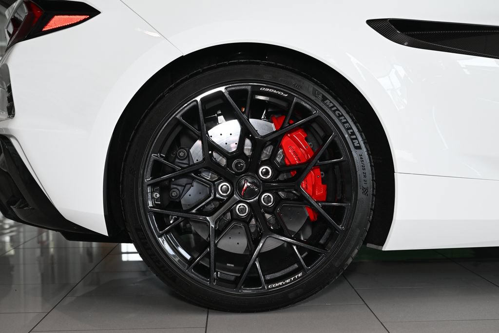 New 2026 Chevrolet Corvette ZR1 w/ ZR1 Carbon Fiber Aero Package RWD image 12