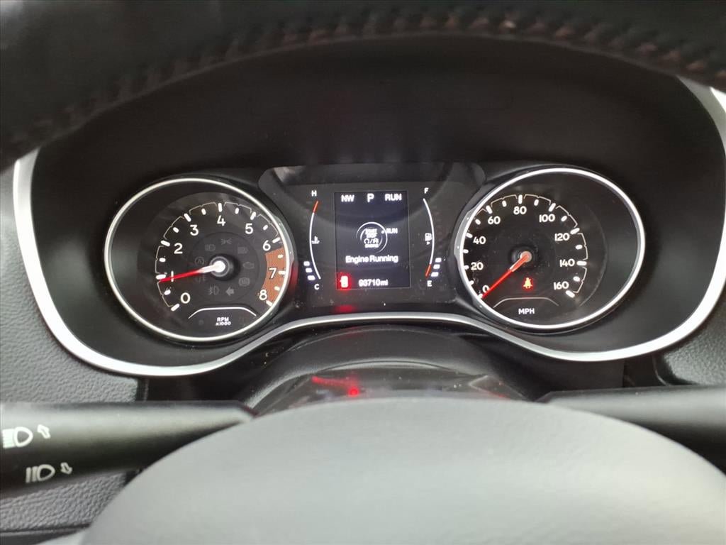 Used 2019 Jeep Compass Latitude w/ Cold Weather Group AWD/4WD image 17