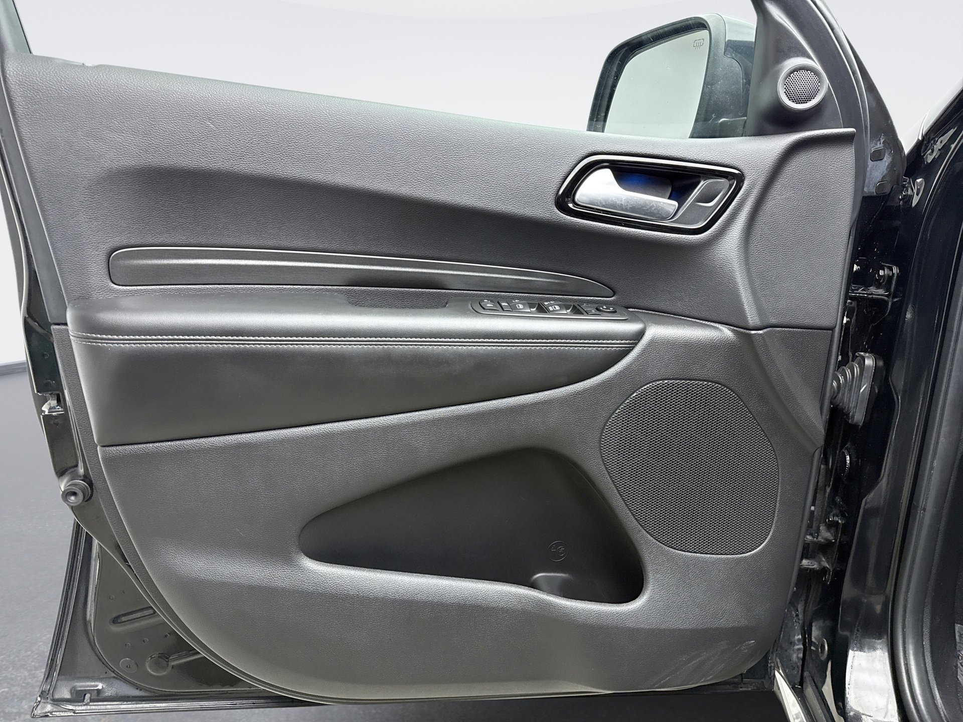 Used 2021 Dodge Durango SXT image 9