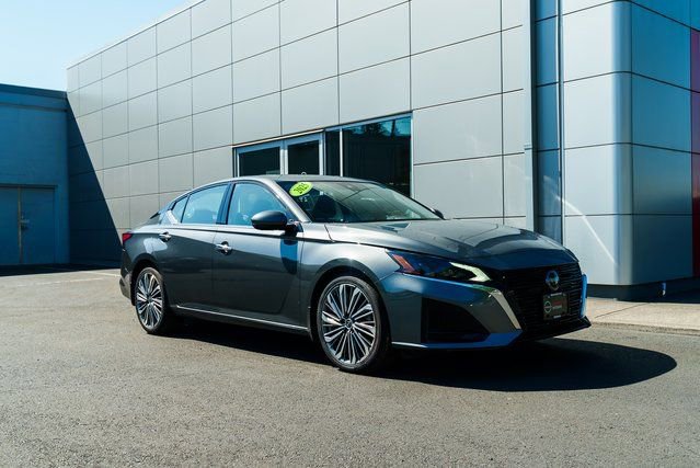 New 2025 Nissan Altima 2.5 SL image 26