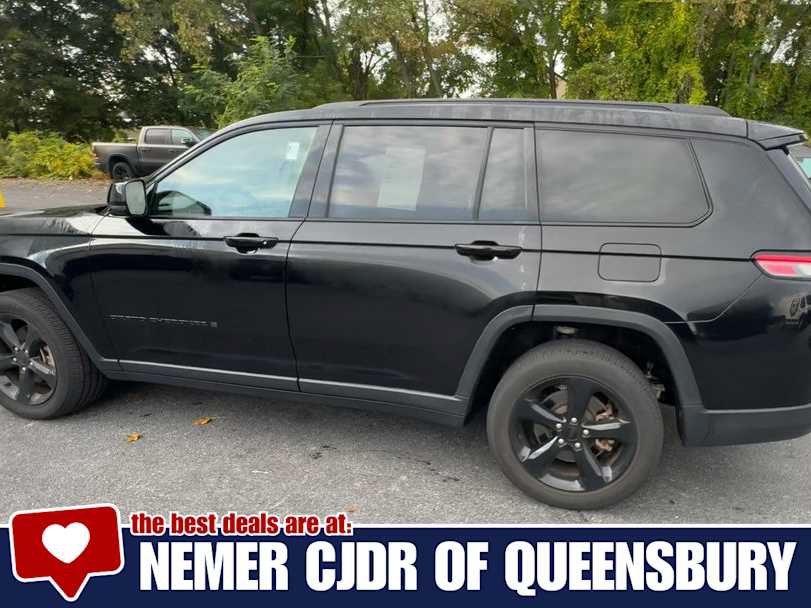 Used 2023 Jeep Grand Cherokee L Laredo AWD/4WD image 6