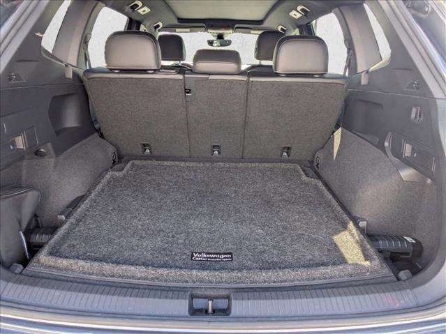 Used 2022 Volkswagen Tiguan SEL R-Line image 19