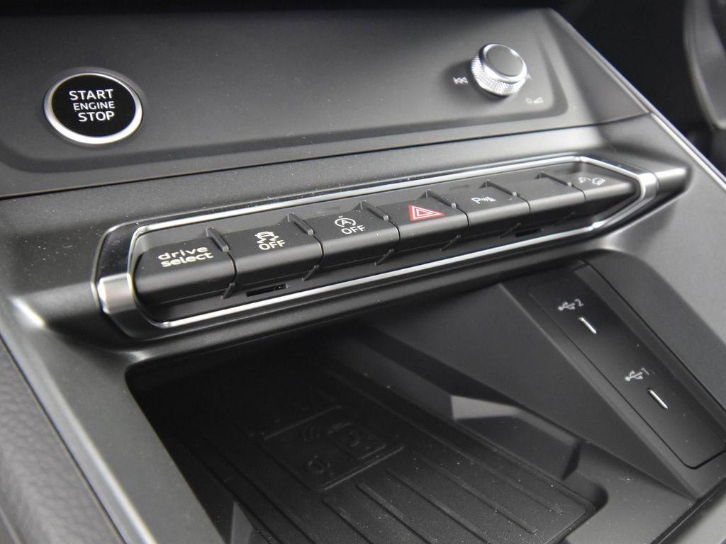 New 2025 Audi Q3 2.0T Premium Plus image 25