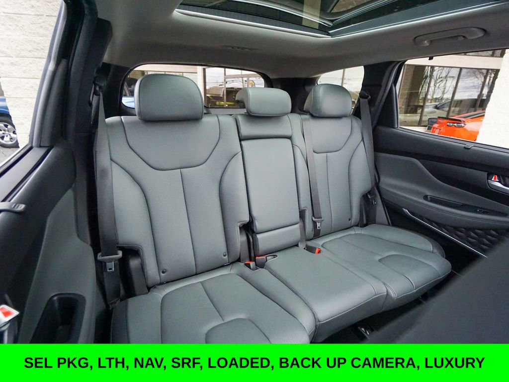 Used 2023 Hyundai Santa Fe SEL w/ Premium Package image 32