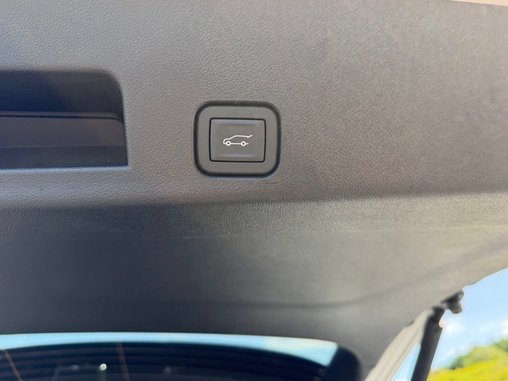Used 2026 GMC Acadia Elevation w/ Elevation Premium Package AWD/4WD image 50