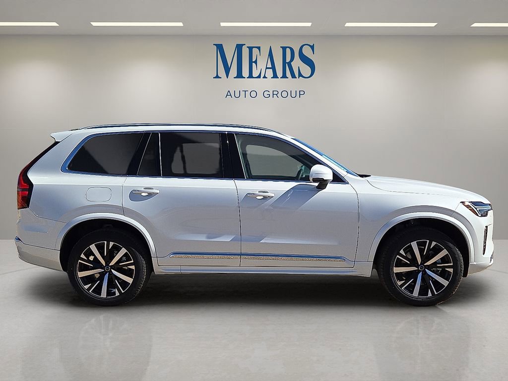 New 2026 Volvo XC90 B5 Core image 6
