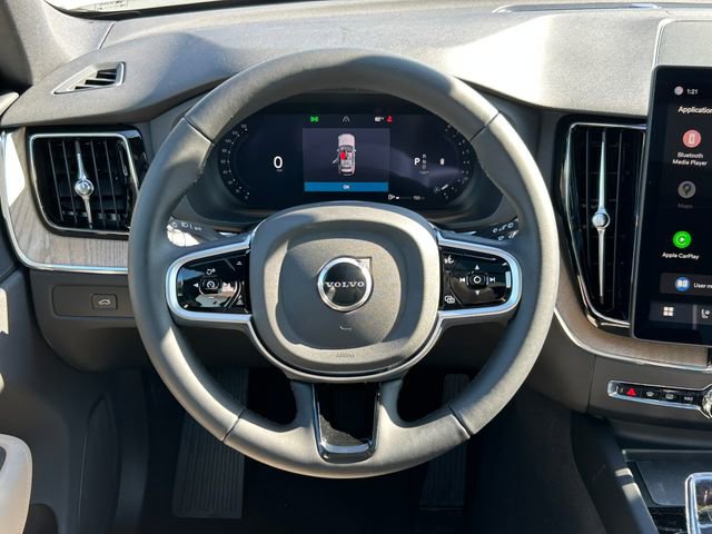 New 2026 Volvo XC60 B5 Core w/ Climate Package PRO image 19
