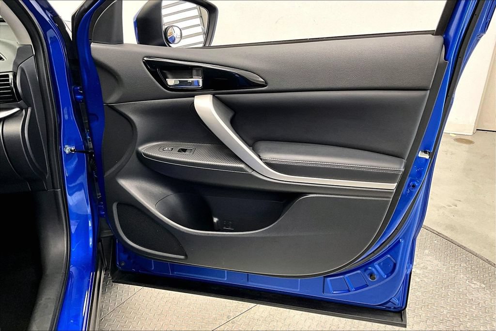 Used 2022 Mitsubishi Eclipse Cross AWD image 18