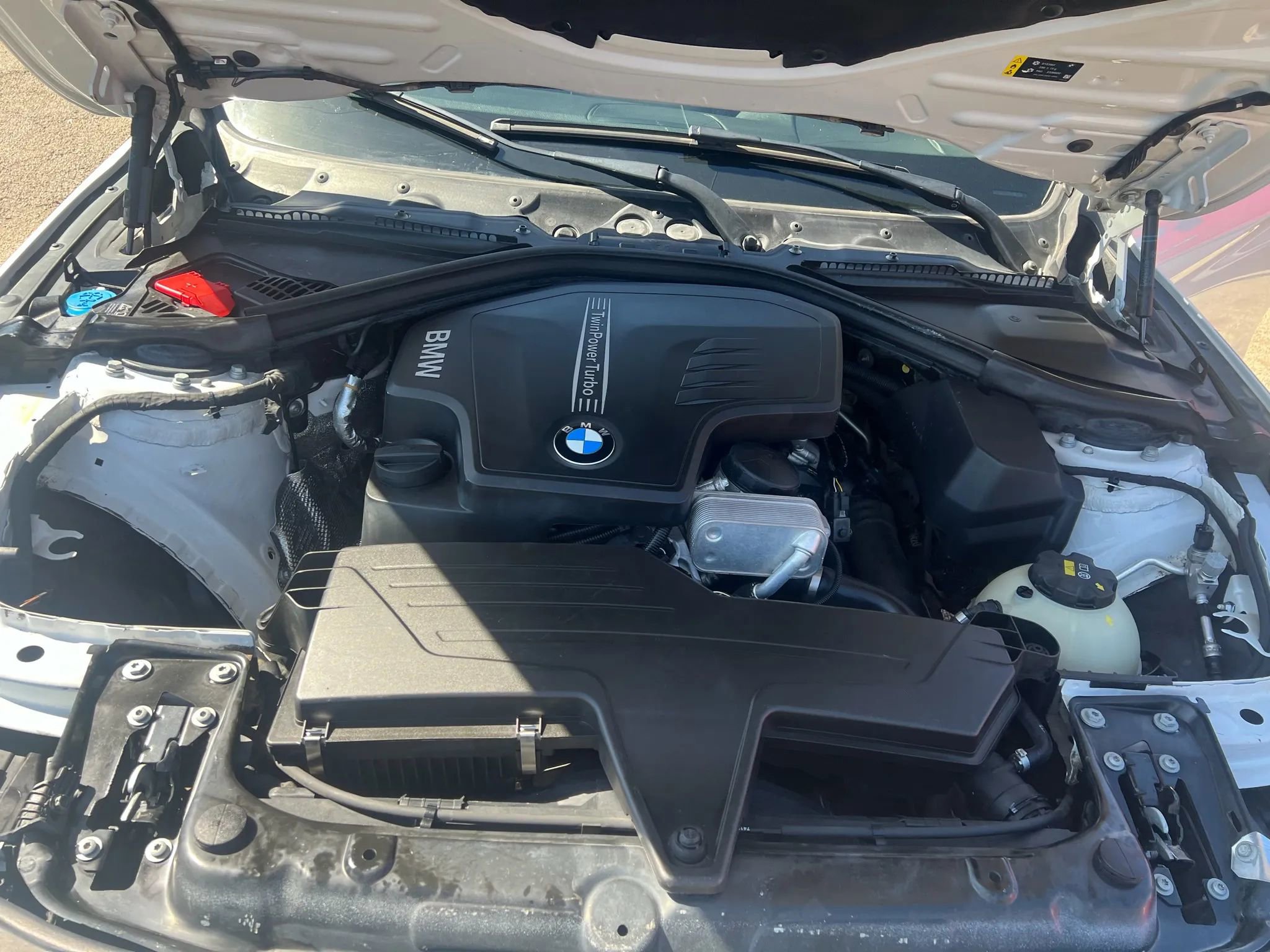 Used 2018 BMW 320i Sedan image 19