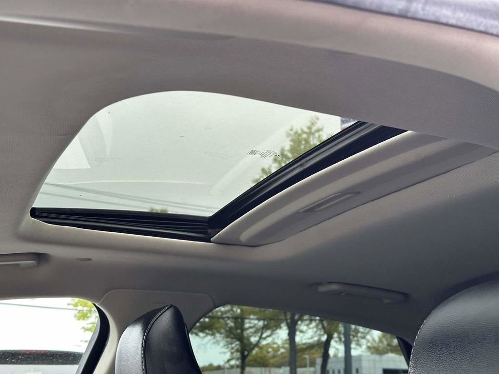 Used 2020 Ford Fusion Titanium FWD image 19