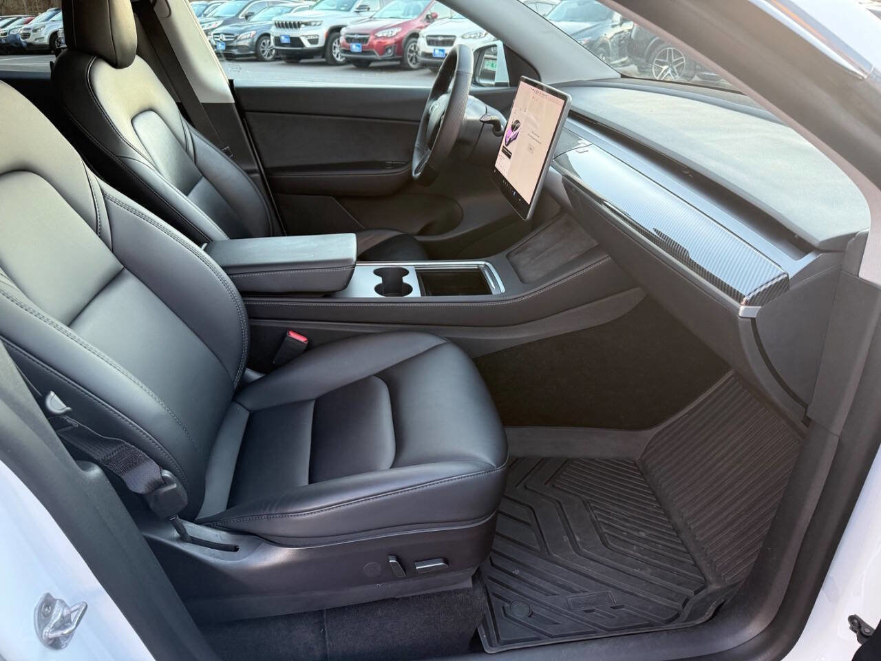 Used 2022 Tesla Model Y Performance image 15