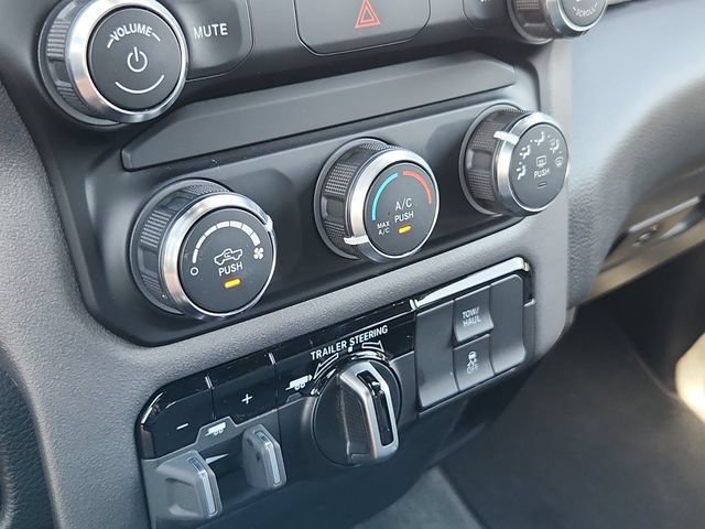 Used 2021 RAM 1500 Big Horn AWD/4WD image 30