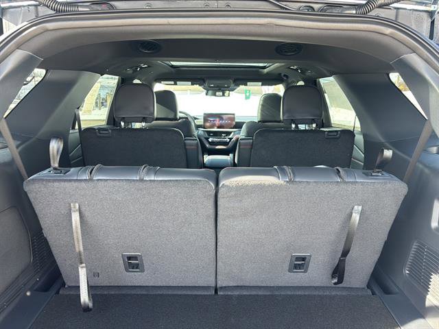 New 2026 Ford Explorer ST-Line w/ ST-Line Street Pack image 17