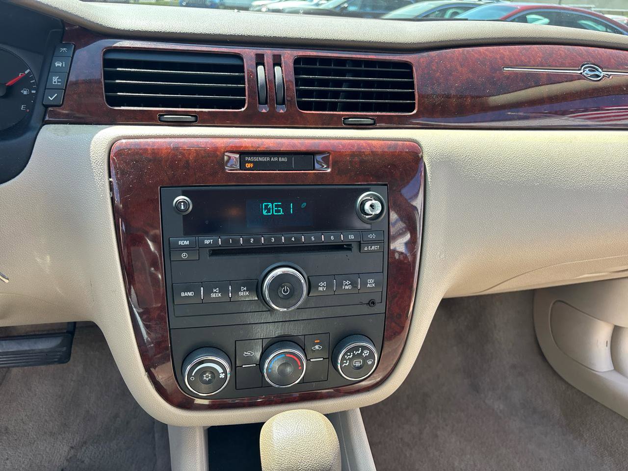 Used 2007 Chevrolet Impala LS image 16