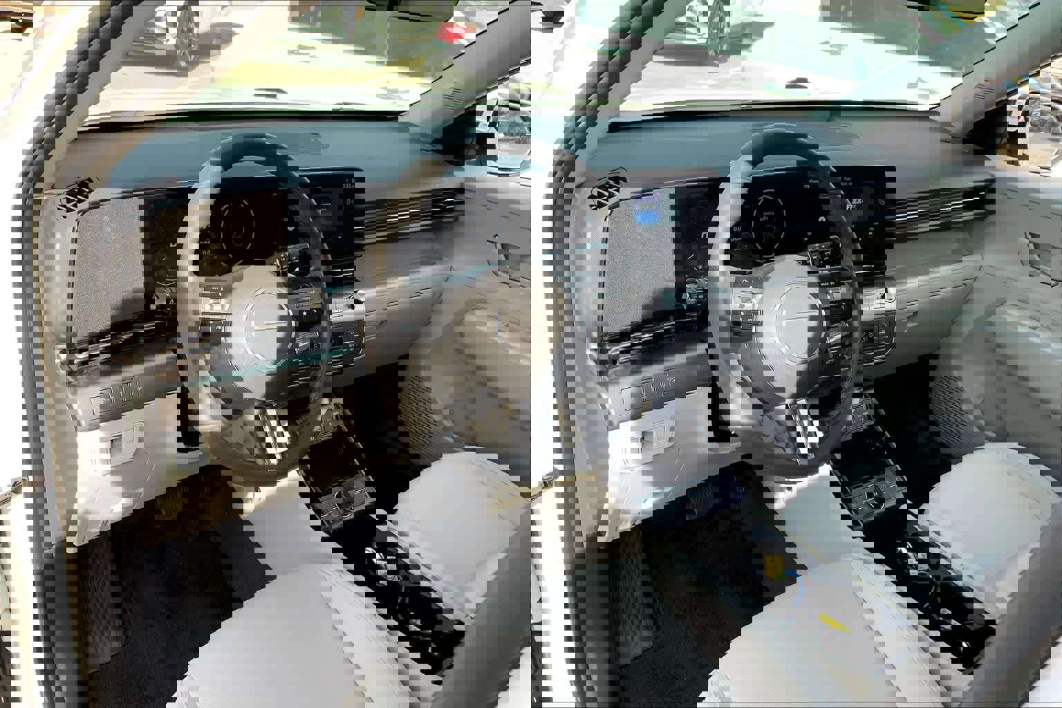 Used 2025 Hyundai Kona SEL image 17