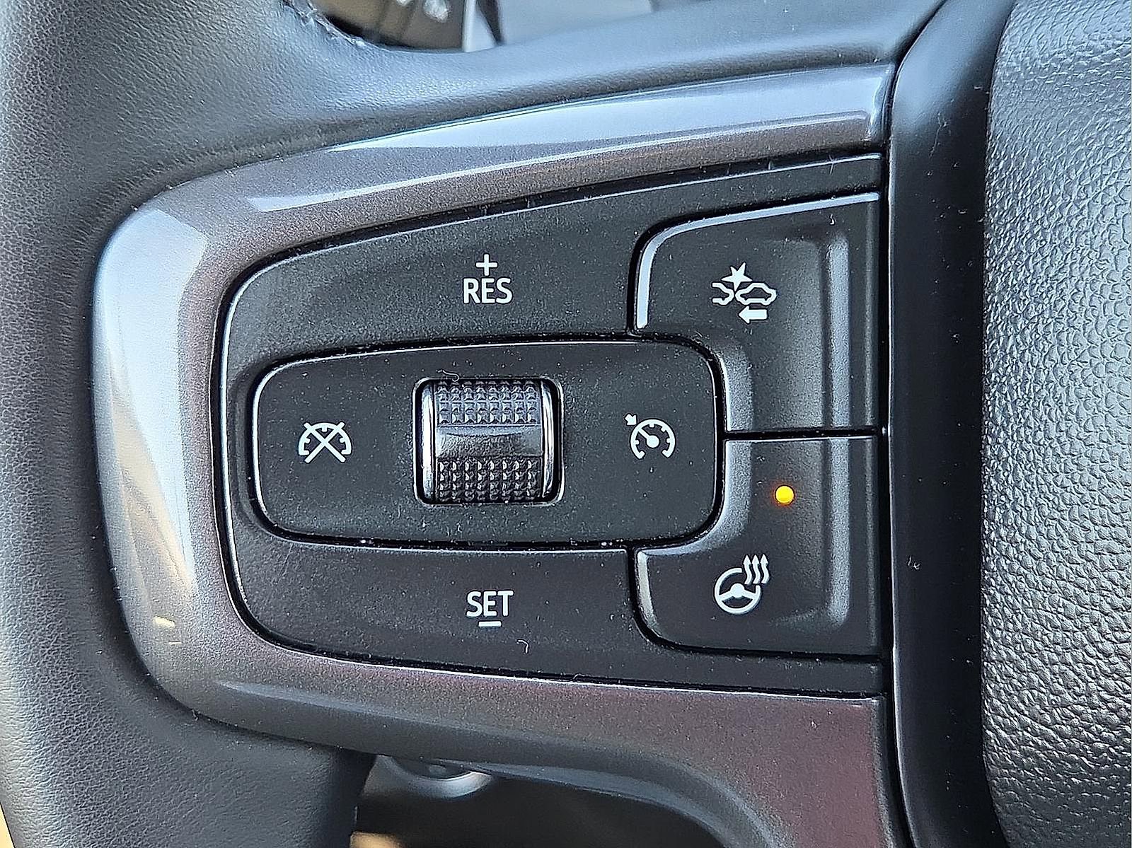 Used 2024 Chevrolet Silverado 1500 ZR2 w/ Technology Package image 19