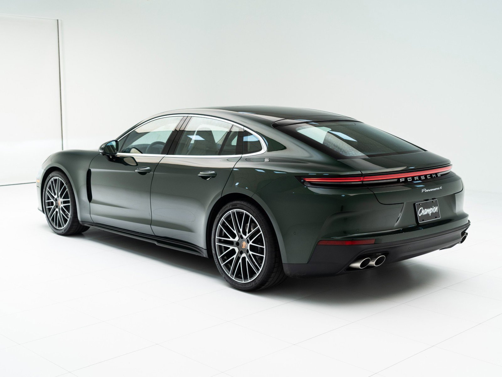 New 2026 Porsche Panamera 4 AWD/4WD image 3