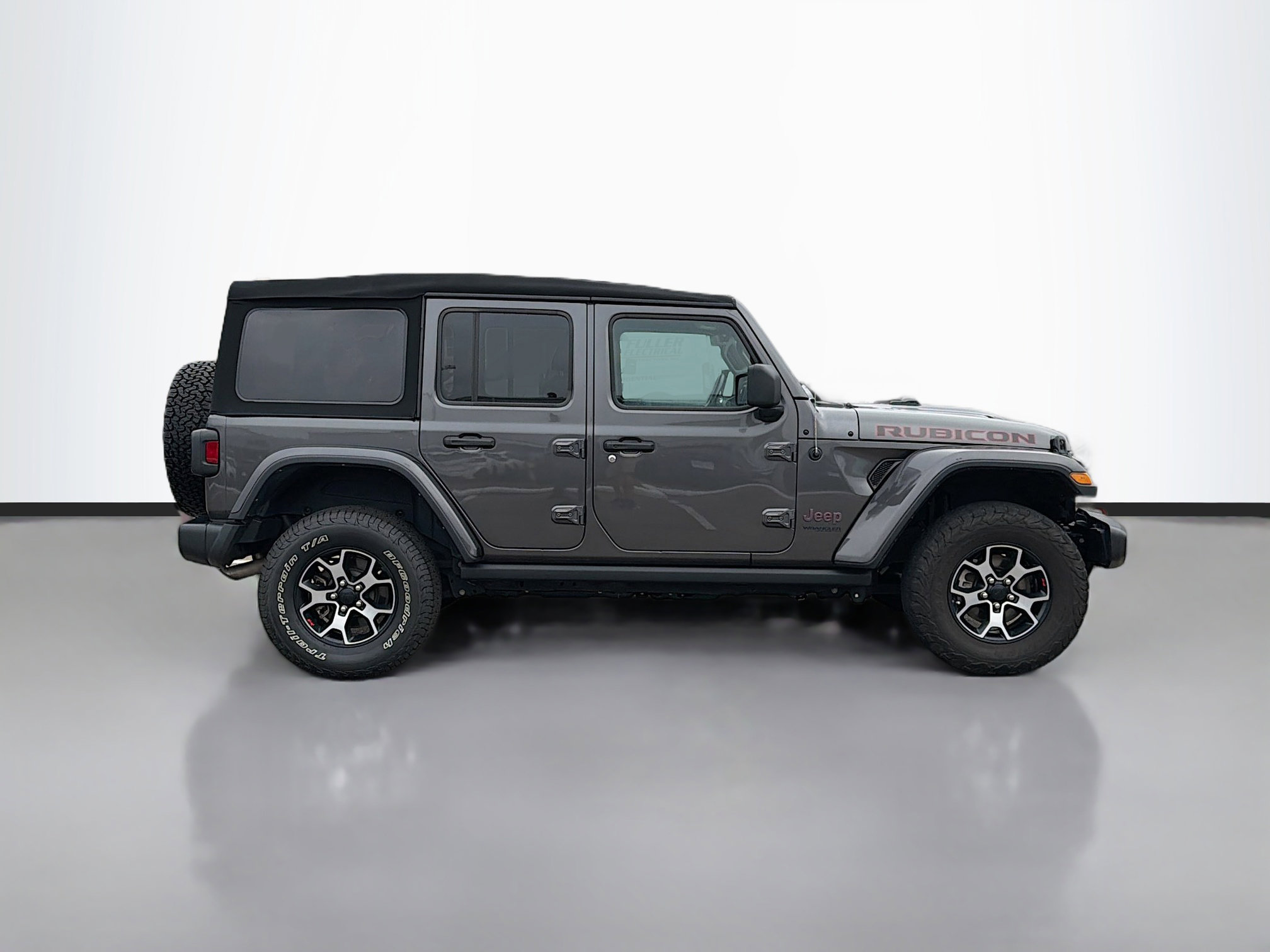 Used 2022 Jeep Wrangler Unlimited Rubicon w/ Cold Weather Group image 2