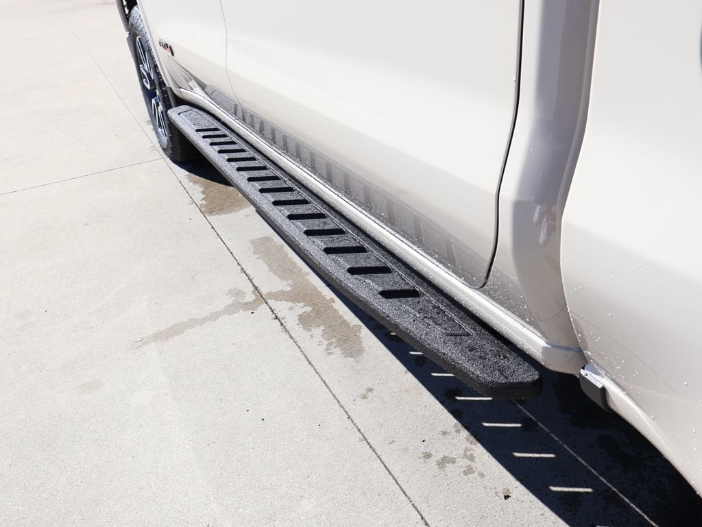 New 2026 GMC Sierra 1500 AT4 w/ AT4 Premium Package AWD/4WD image 10