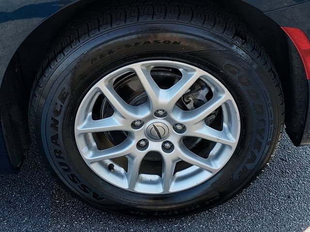 Used 2023 Chrysler Pacifica Touring-L FWD image 17