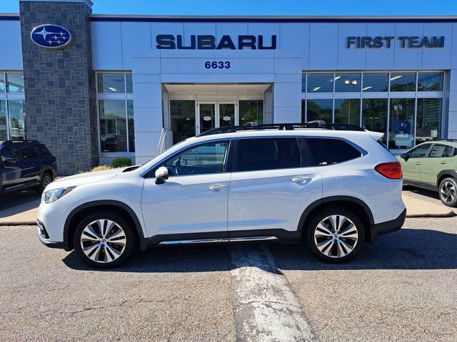 Used 2022 Subaru Ascent Limited w/ Technology Package AWD/4WD image 3