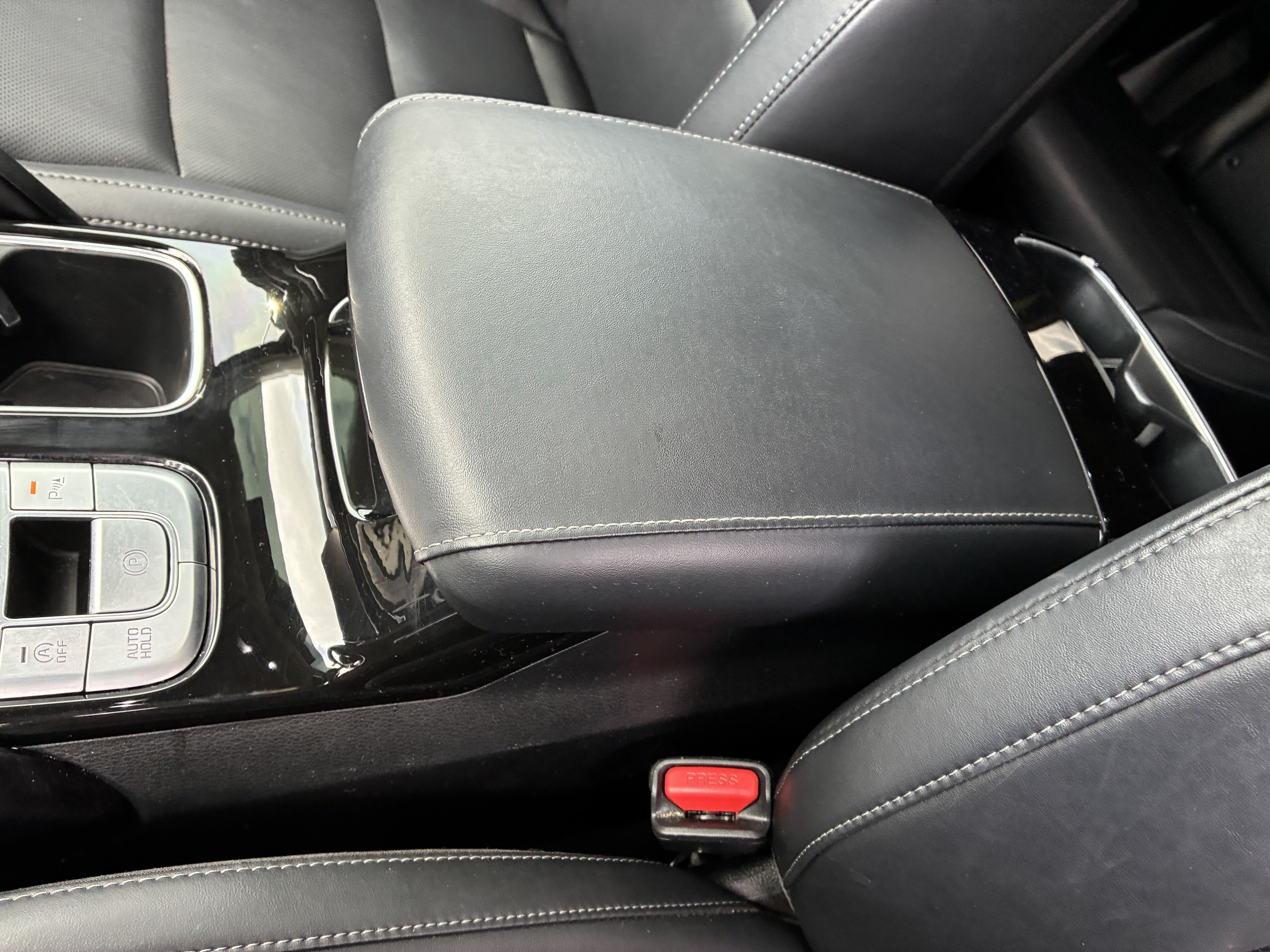 Used 2025 Kia Telluride S FWD image 35