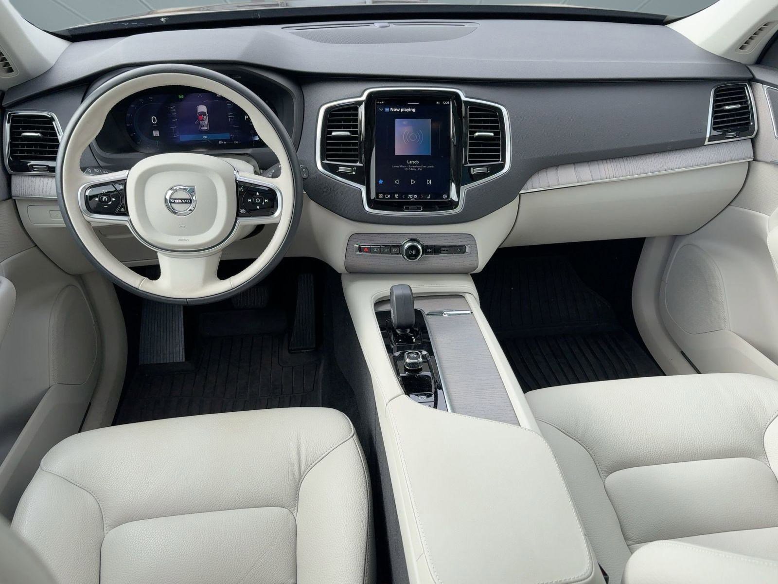 Certified 2024 Volvo XC90 B5 Plus w/ Protection Package Premier image 17