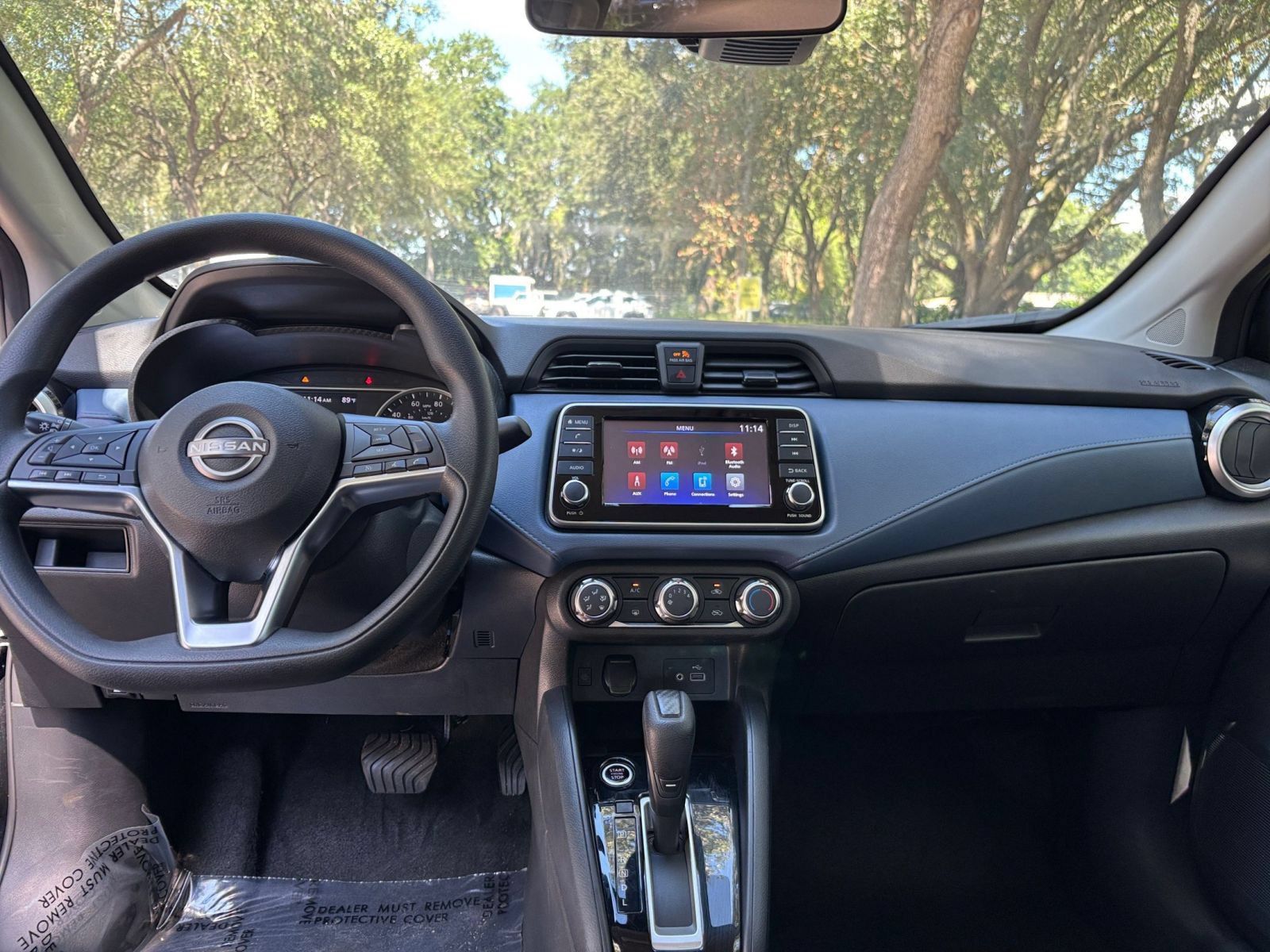 Used 2025 Nissan Versa SV FWD image 31