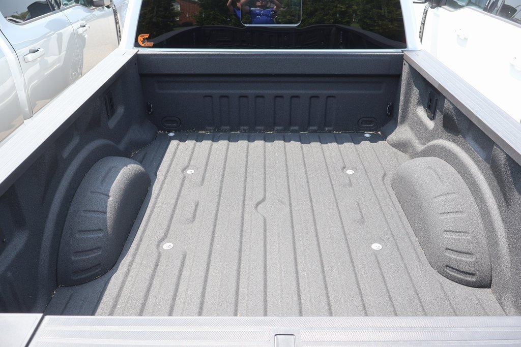 New 2025 Ford F350 Platinum w/ FX4 Off-Road Package image 35