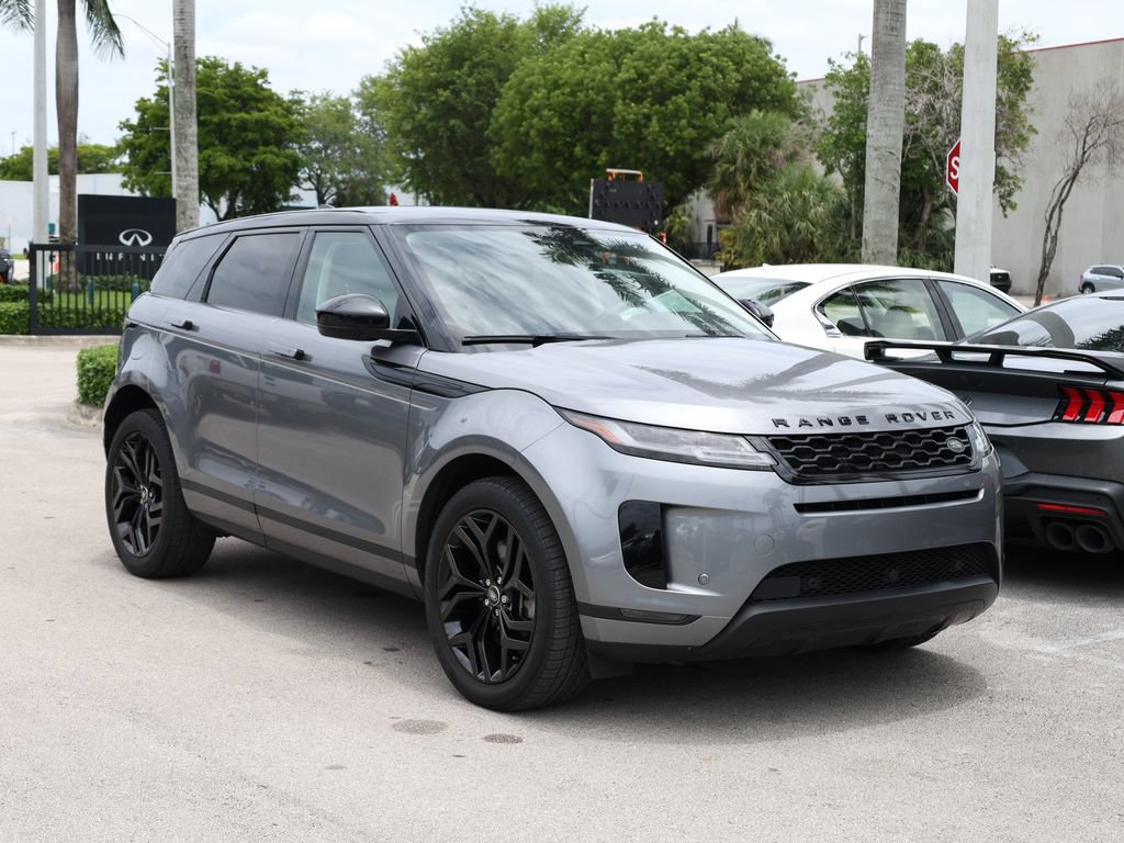 Used 2023 Land Rover Range Rover Evoque SE AWD/4WD image 2