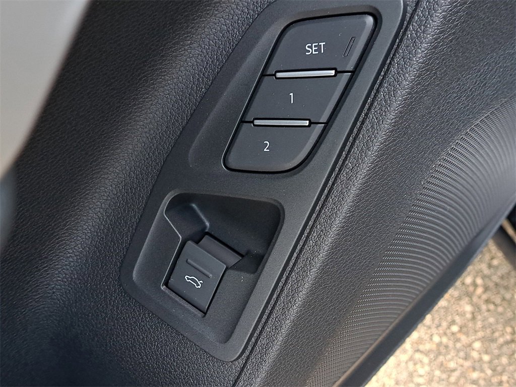 New 2025 Audi Q3 2.0T Premium image 21