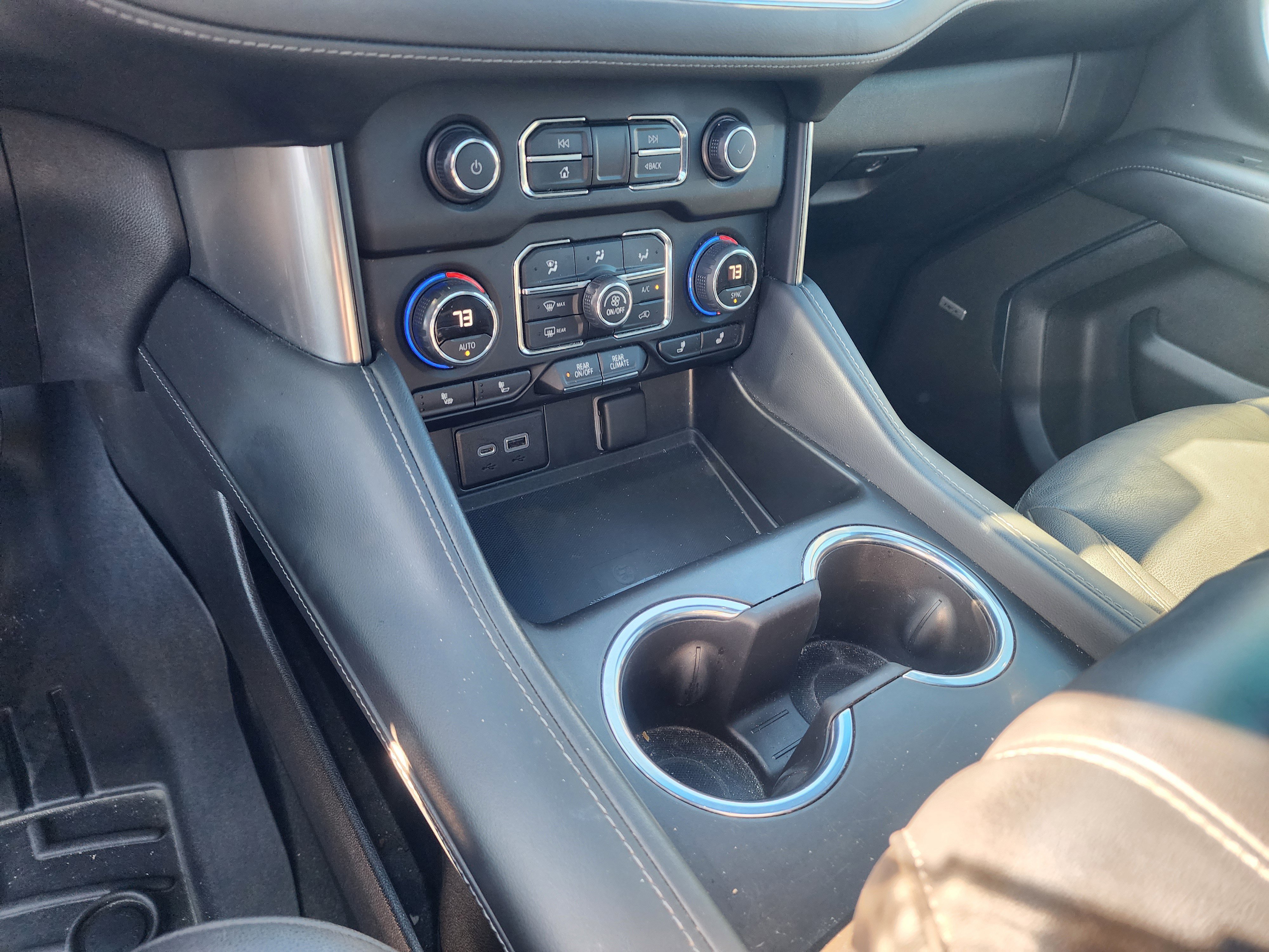 Used 2022 Chevrolet Tahoe Z71 w/ Z71 Off-Road Package image 36