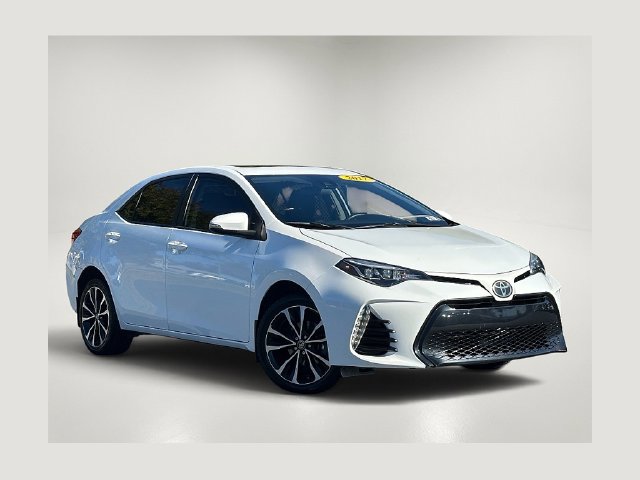 Used 2017 Toyota Corolla SE w/ Carpet Mat Package (TMS) FWD image 1