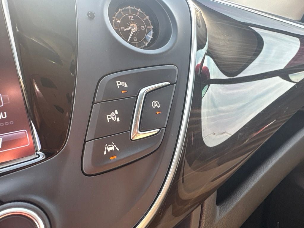 Used 2019 Buick Envision Premium w/ Driver Confidence Package AWD/4WD image 26