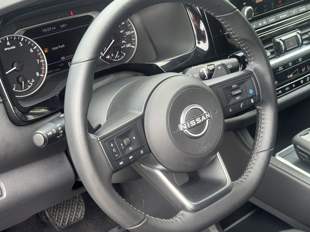 Certified 2025 Nissan Pathfinder SV w/ Black Appearance Package image 15