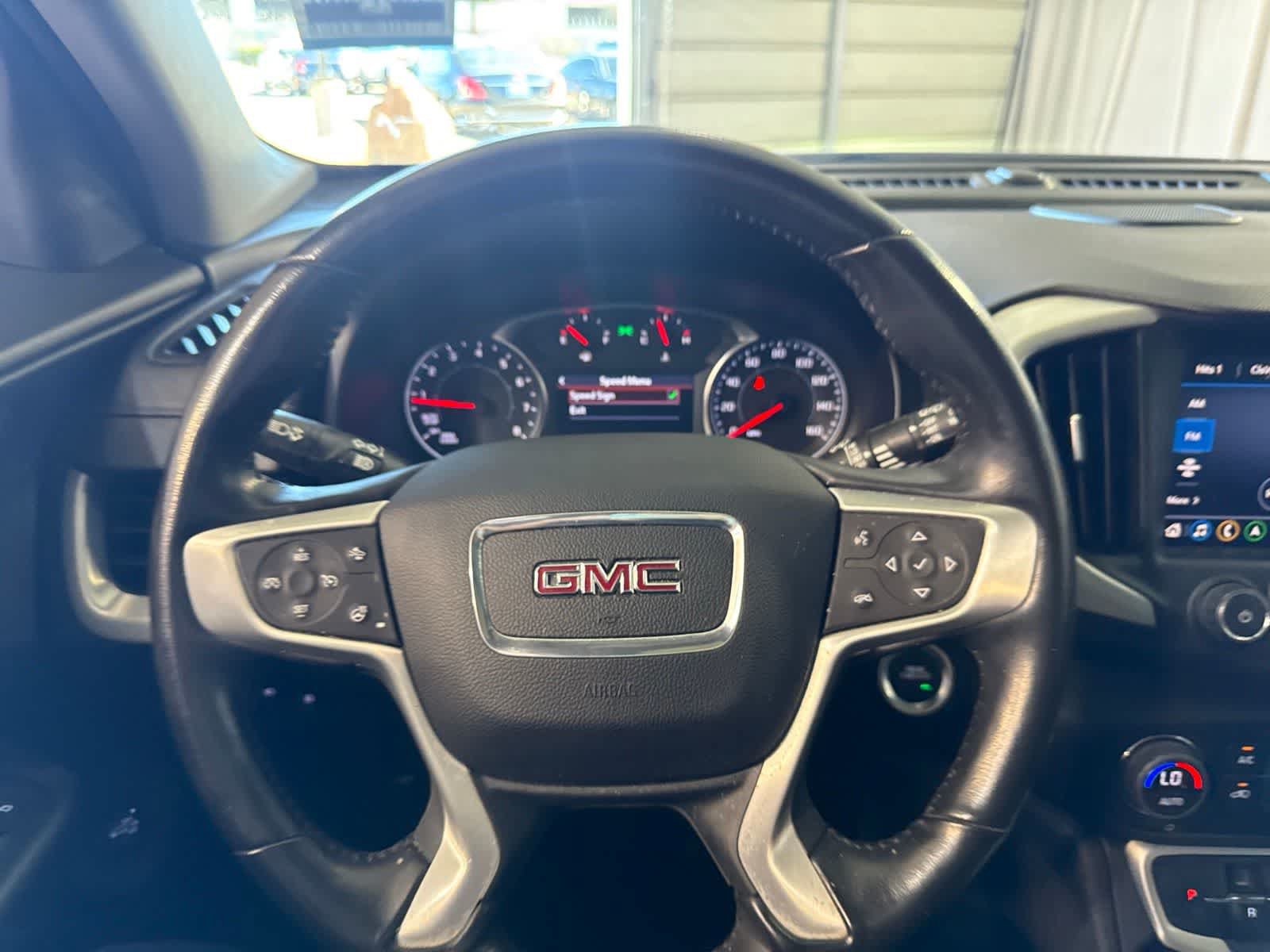 Used 2022 GMC Terrain SLT w/ Infotainment Package II FWD image 23