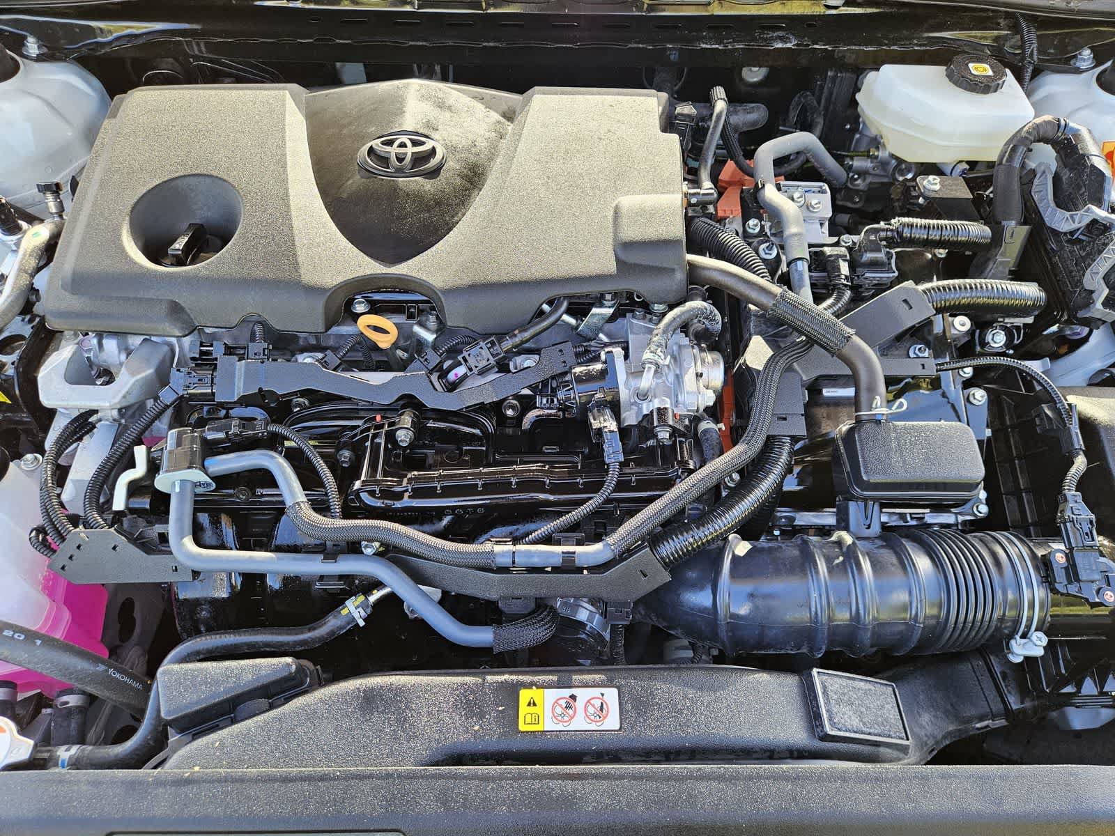 Used 2025 Toyota Camry XSE FWD image 31