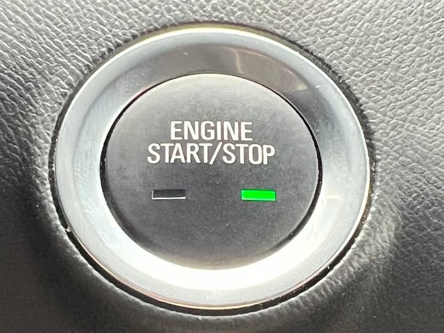 Used 2021 GMC Terrain SLE w/ Driver Convenience Package image 9