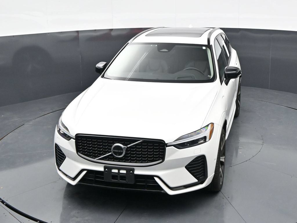 Used 2024 Volvo XC60 T8 Ultimate w/ Climate Package AWD/4WD image 35