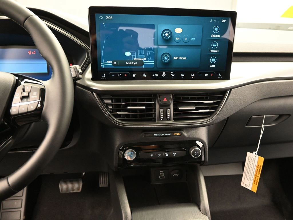 New 2025 Ford Escape SE image 18