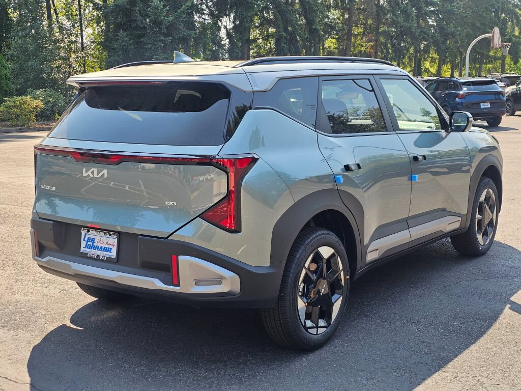 New 2027 Kia Seltos EX w/ EX Panoramic Sunroof Package AWD/4WD image 5
