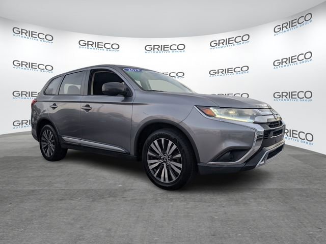Used 2019 Mitsubishi Outlander ES