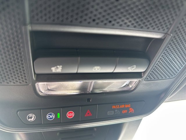 New 2026 Chevrolet Equinox EV LT image 24