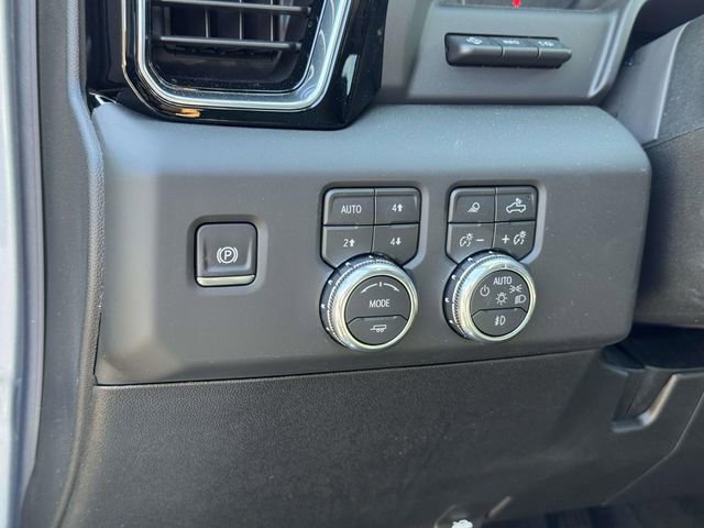 New 2026 GMC Sierra 2500 Denali w/ Denali Reserve Package image 17