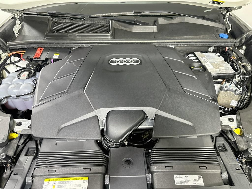 Used 2019 Audi Q8 Premium Plus AWD/4WD image 10